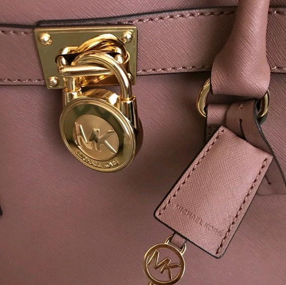 Michael Kors Hamilton in Dusty Rose Saffiano Lthr - Picture 3 of 6